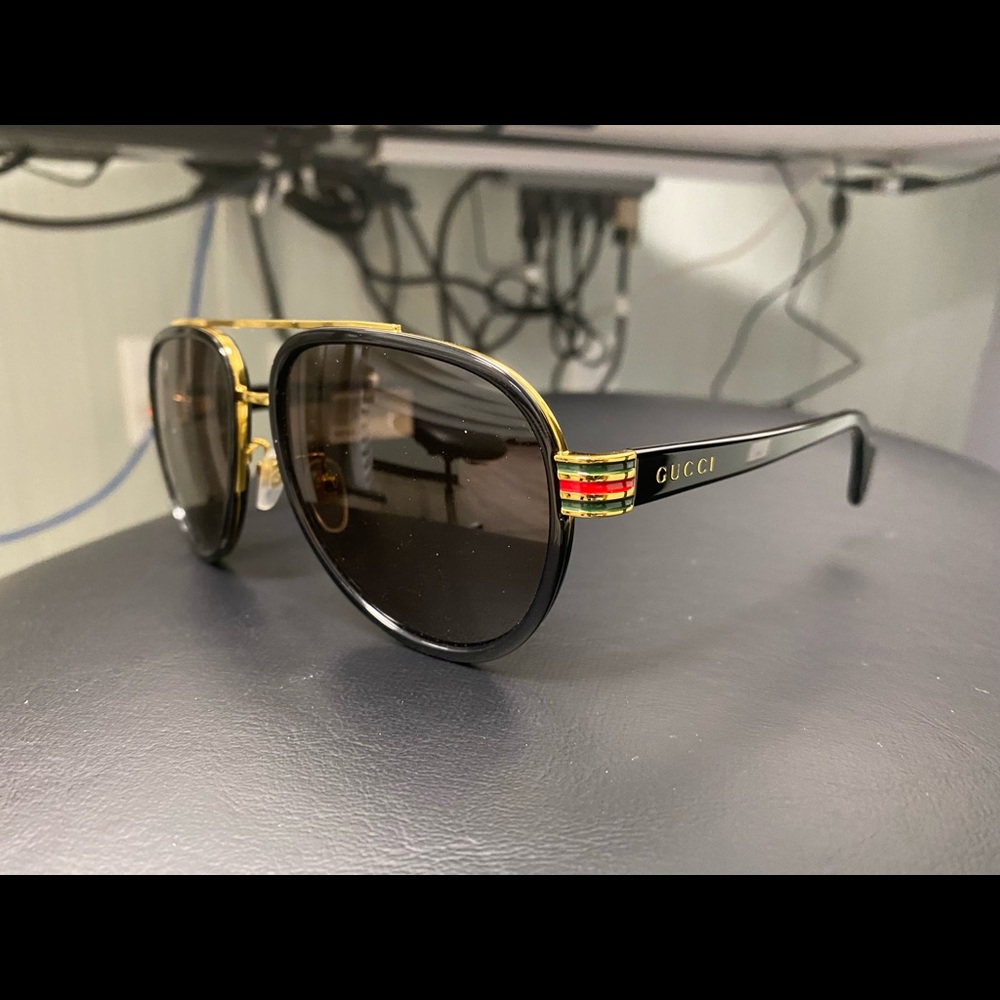 GUCCI kering GG0447S sunglasses Brand New